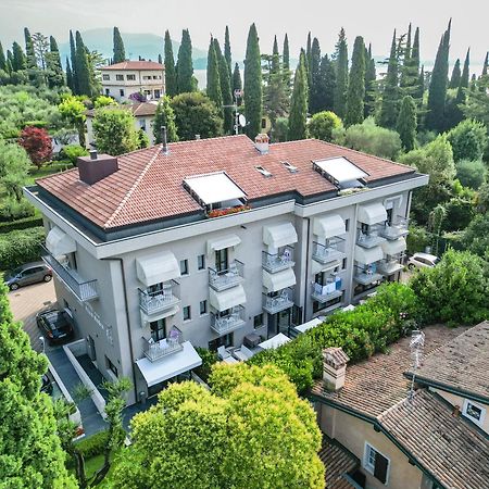 Hotel Villa Maria Sirmione Bagian luar foto
