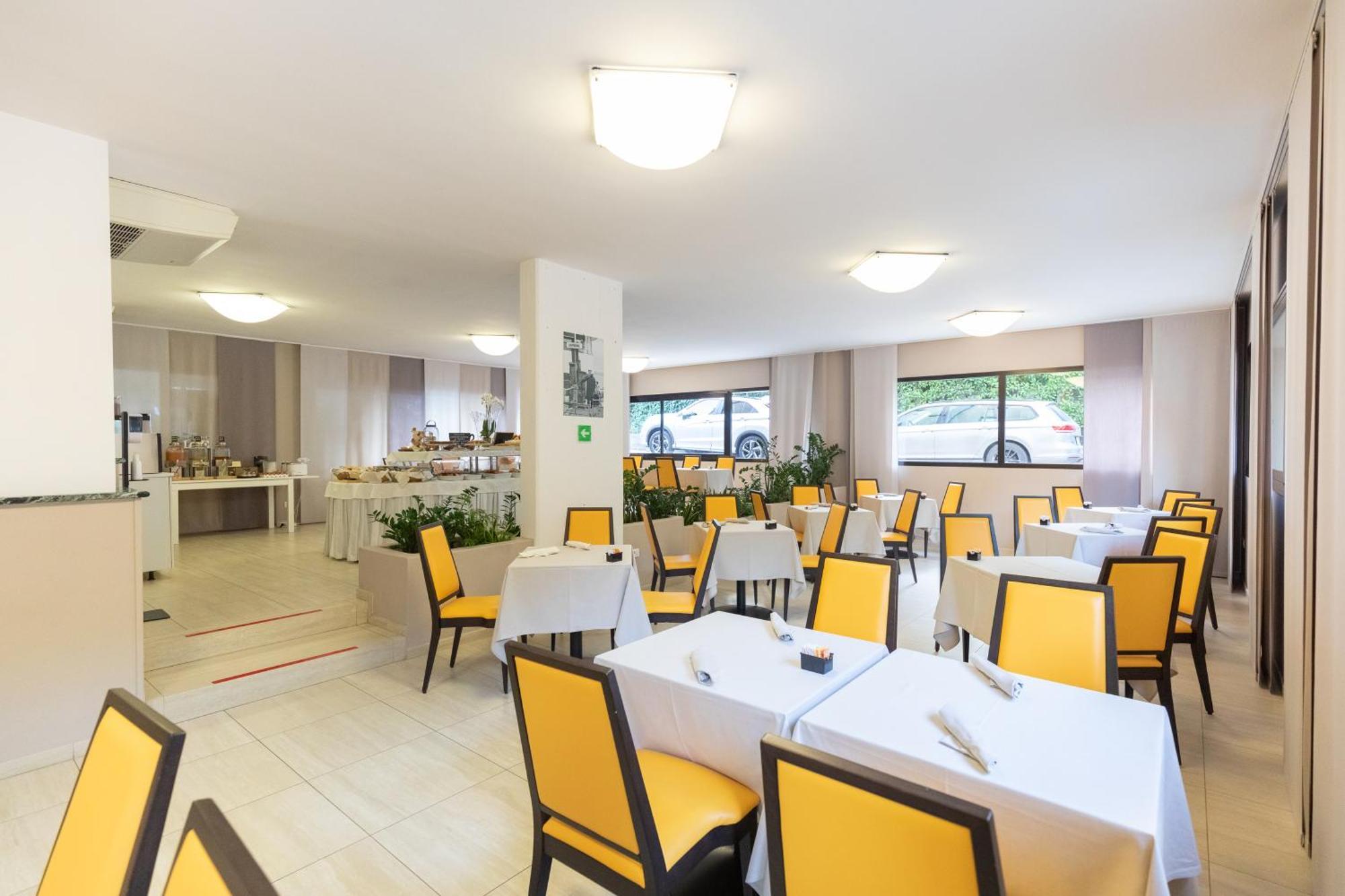 Hotel Villa Maria Sirmione Bagian luar foto